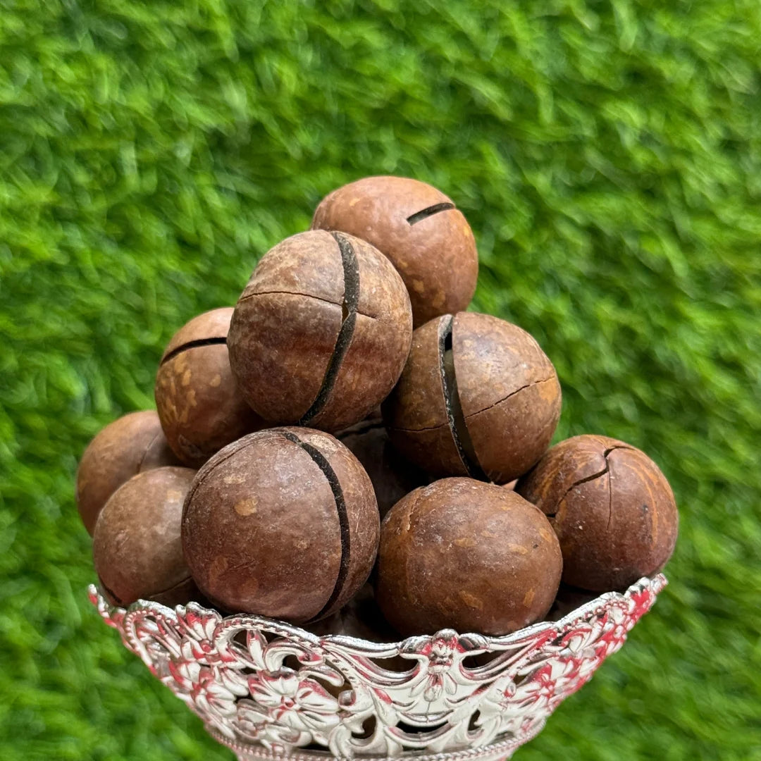 Macadamia Nuts with Key